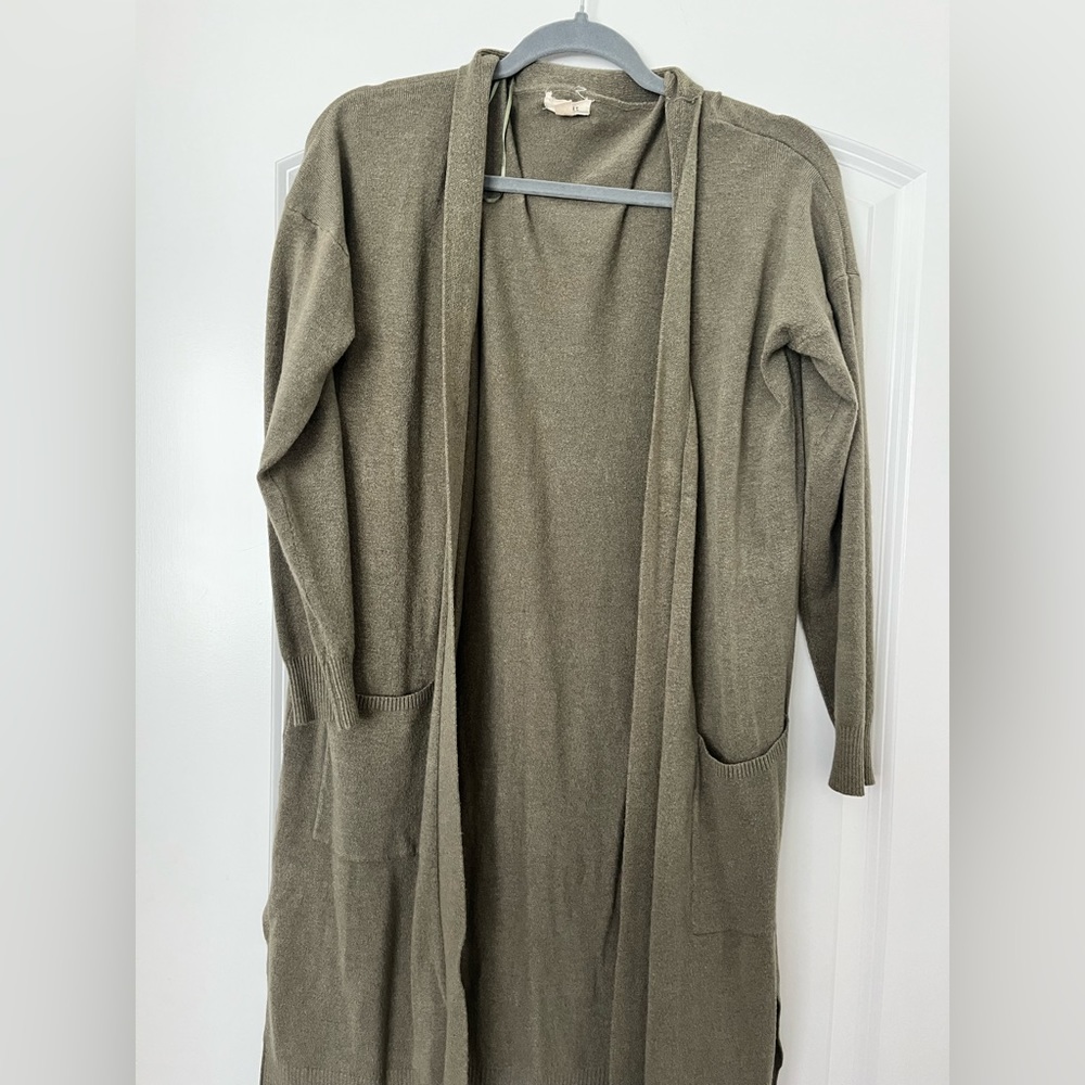 Debut, Size Small, Cardigan